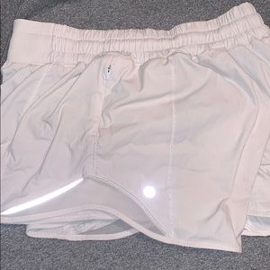 white lululemon shorts